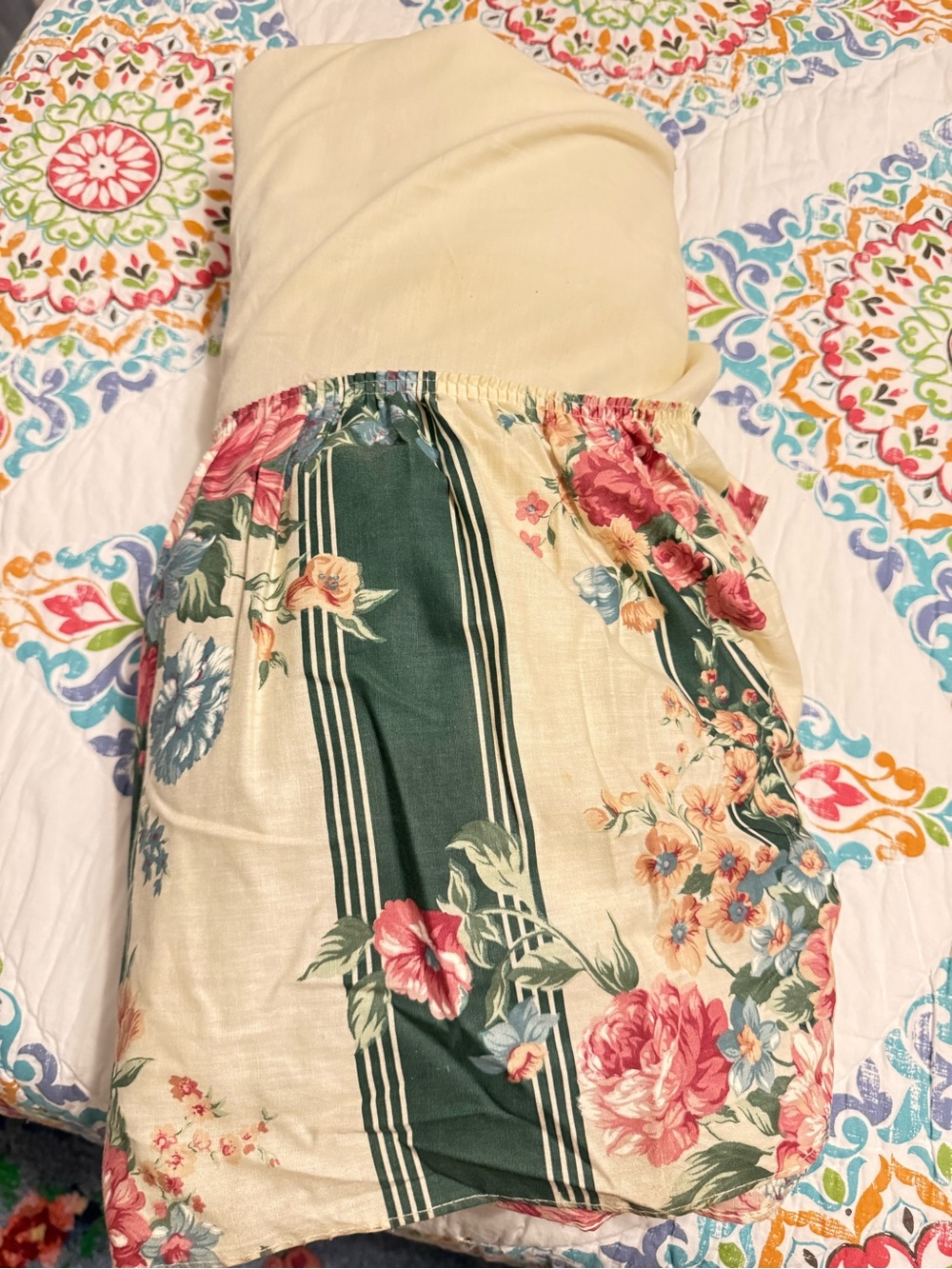Croscill Cream, Green and Pink Floral bed skirt. Granada print. Queen size.